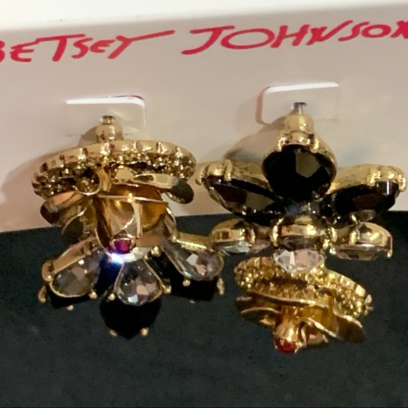BETSEY JOHNSON Roses & Ombré Crystals DROP POST EARRINGS! Floral Mismatch Gold - Picture 4 of 6